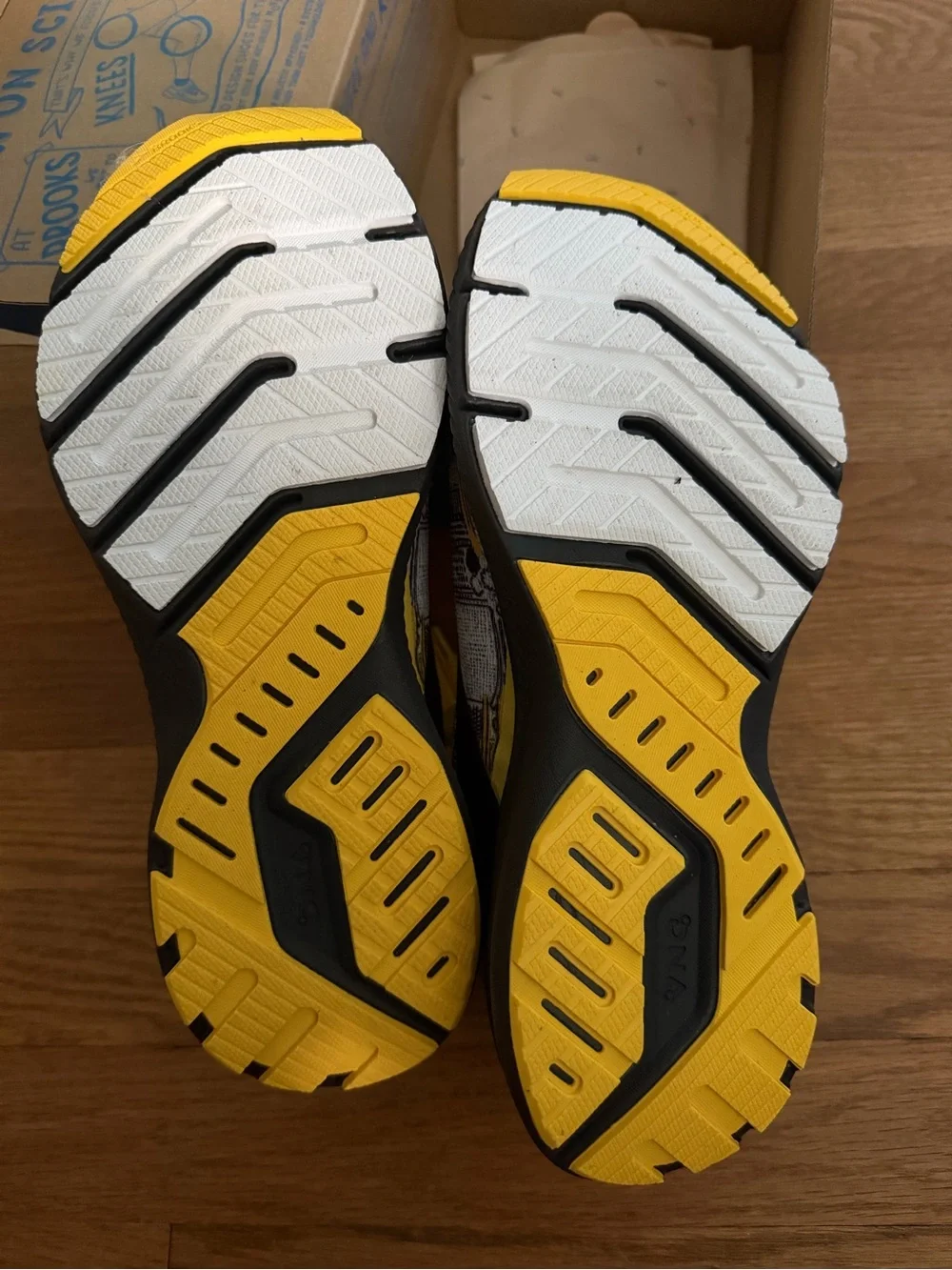Brooks Launch 8 Pittsburgh Marathon edition